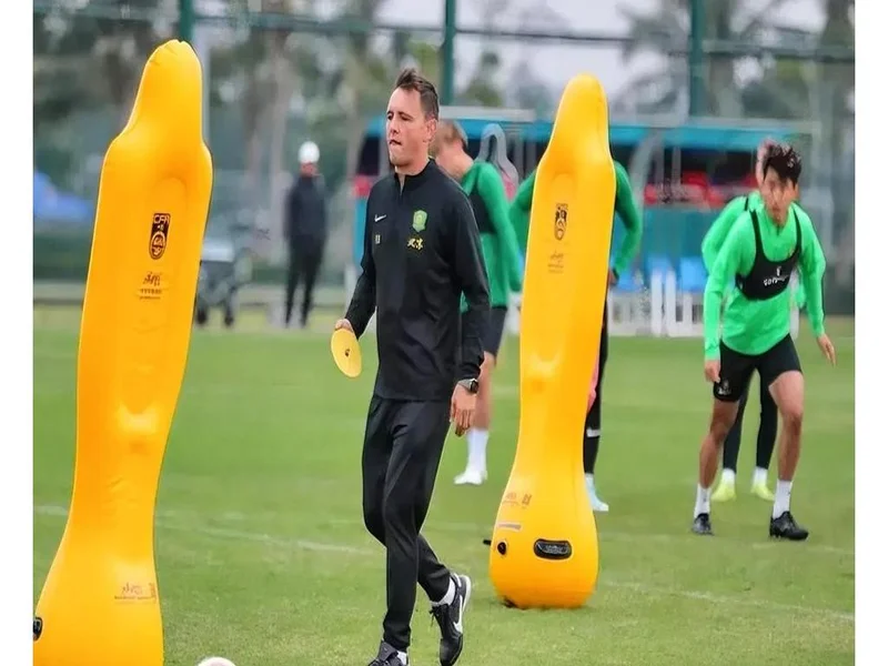 媒体人：拉米罗是否留任要看足协杯 国安在引援前要先确定主帅